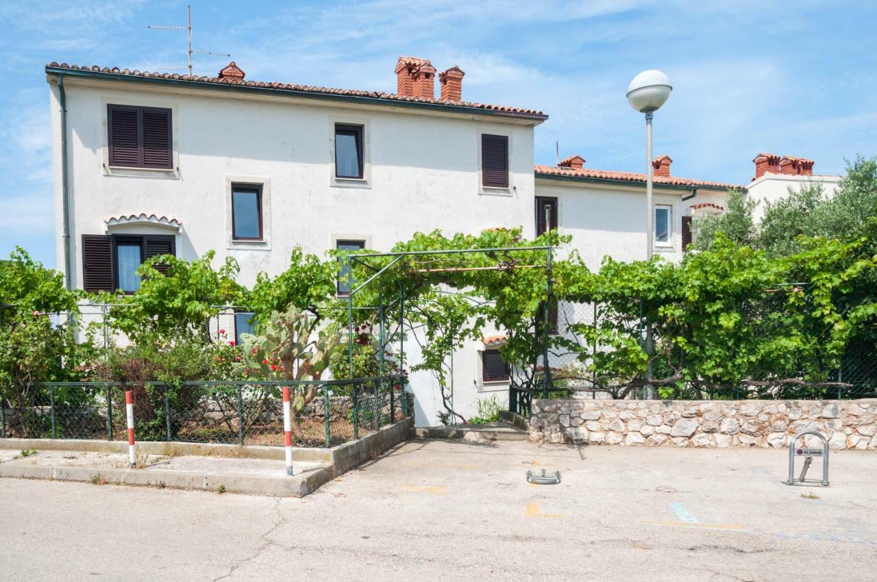 Apartman Sabljak 말리로시니 외부 사진